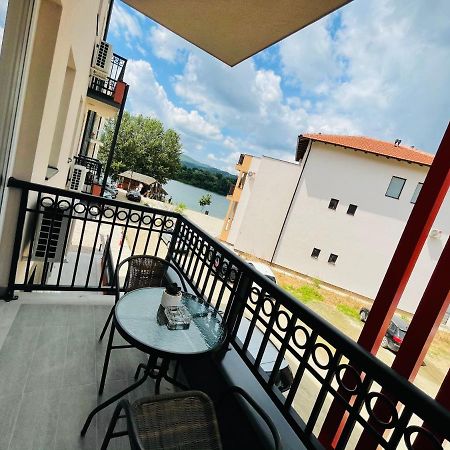 Apartmani Zivkovic Srebrno Jezero Veliko Gradište Dış mekan fotoğraf