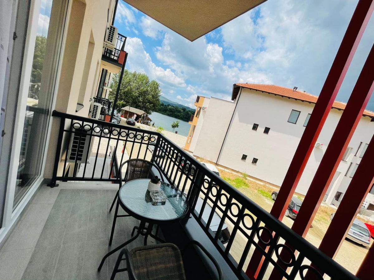 Apartmani Zivkovic Srebrno Jezero Veliko Gradište Dış mekan fotoğraf