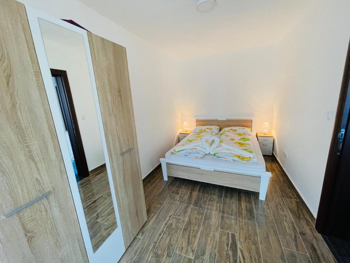 Apartmani Zivkovic Srebrno Jezero Veliko Gradište Dış mekan fotoğraf